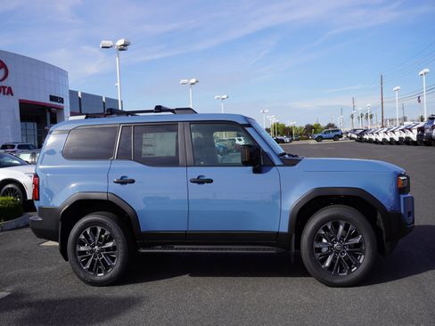 New 2026 Toyota Land Cruiser image 4