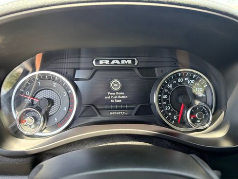Used 2024 RAM 2500 Laramie w/ Safety Group AWD/4WD image 27