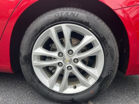 Used 2016 Chevrolet Malibu LT FWD image 21