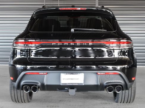 New 2026 Porsche Macan AWD/4WD image 9