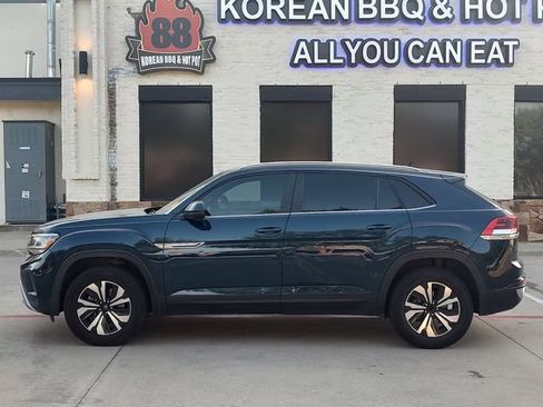 Used 2021 Volkswagen Atlas Cross Sport SE FWD image 6