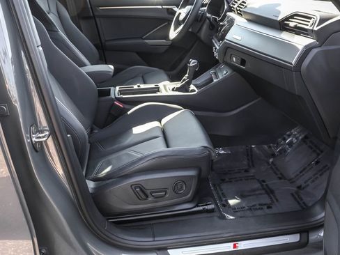 Used 2024 Audi Q3 2.0T Premium w/ Convenience Package image 58