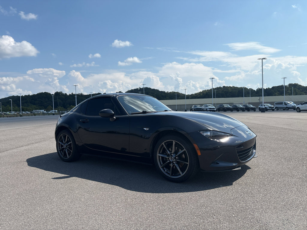 Used 2018 MAZDA MX-5 Miata RF Grand Touring RWD image 8