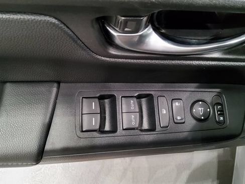 Used 2024 Honda CR-V EX image 25