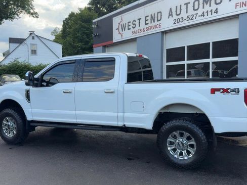 Used 2017 Ford F250 XLT w/ XLT Premium Package AWD/4WD image 7
