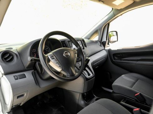 Used 2019 Nissan NV200 S w/ Cruise Control Package FWD image 2