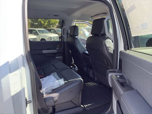 New 2026 Ford F350 Lariat image 26