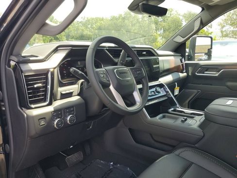 New 2026 GMC Sierra 2500 Denali w/ Technology Package AWD/4WD image 21