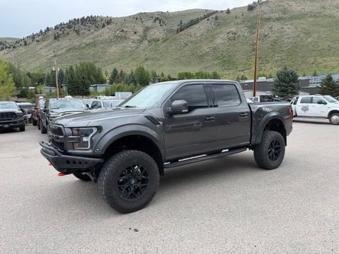 Used 2019 Ford F150 Raptor w/ Equipment Group 802A Luxury AWD/4WD image 2