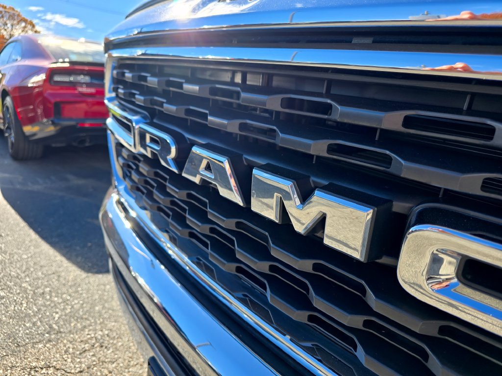 Used 2022 RAM 1500 Big Horn AWD/4WD image 5