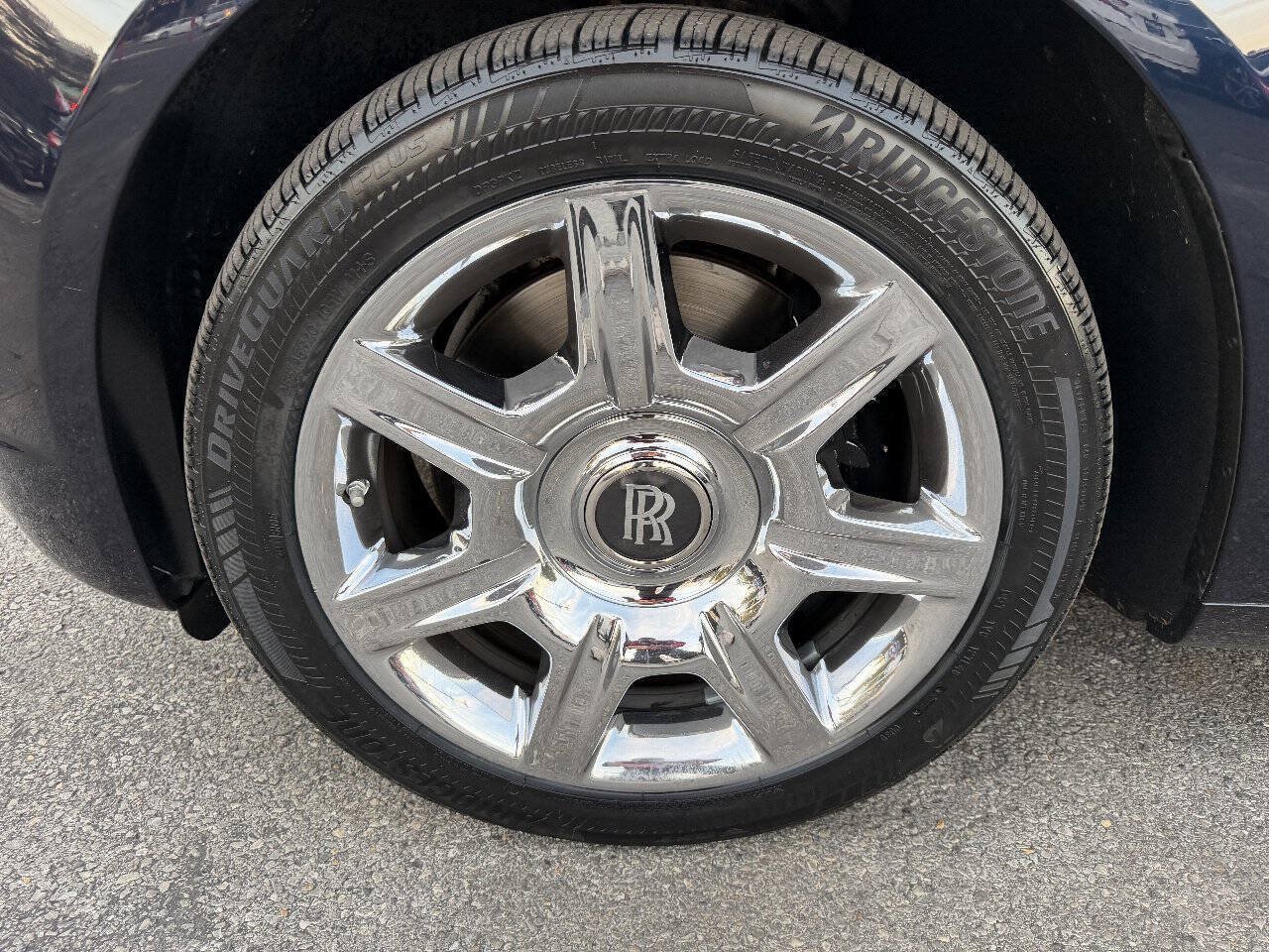 Used 2012 Rolls-Royce Ghost RWD image 10