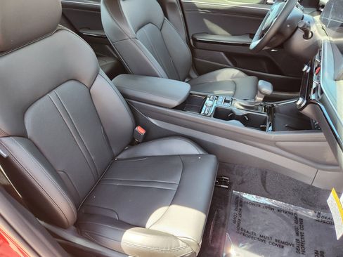 New 2025 Kia K5 EX image 17