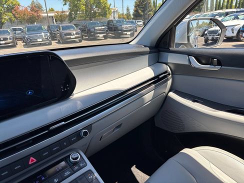 Used 2025 Hyundai Palisade SEL FWD image 39