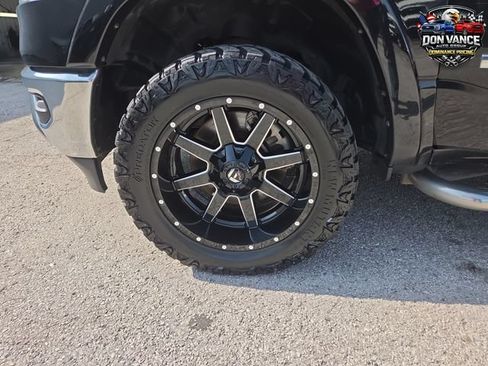 Used 2019 RAM 1500 Laramie AWD/4WD image 26