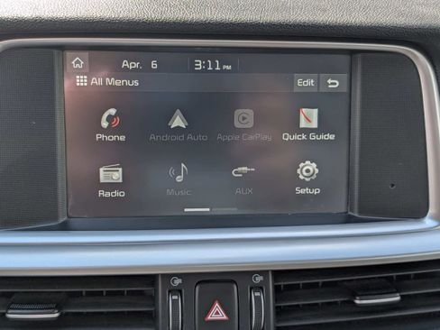 Used 2020 Kia Optima SE FWD image 26