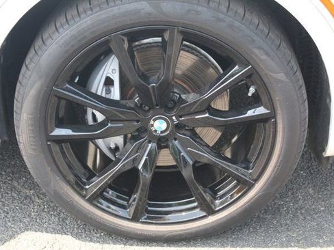 Used 2025 BMW X7 xDrive40i w/ M Sport Package image 14