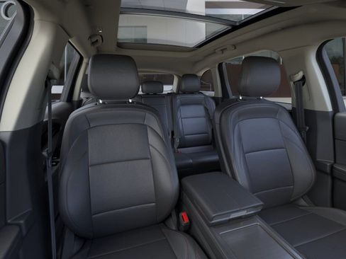 New 2026 Lincoln Nautilus Premier w/ Equipment Group 102A AWD/4WD image 10