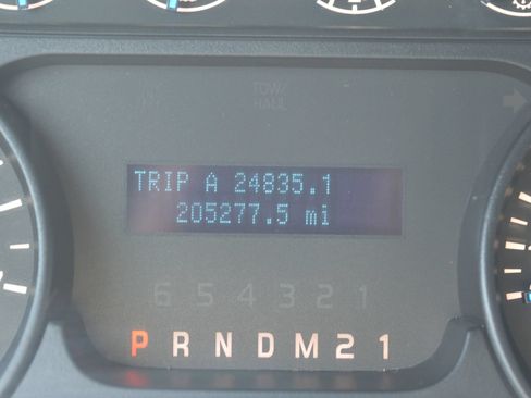 Used 2014 Ford F150 STX w/ Equipment Group 201A Mid AWD/4WD image 26