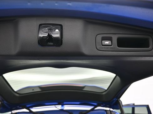 Used 2021 Honda CR-V Touring image 29