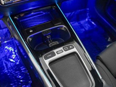 Certified 2026 Mercedes-Benz GLB 250 image 19