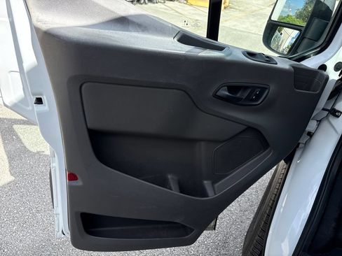 Used 2020 Ford Transit 250 Medium Roof RWD image 15