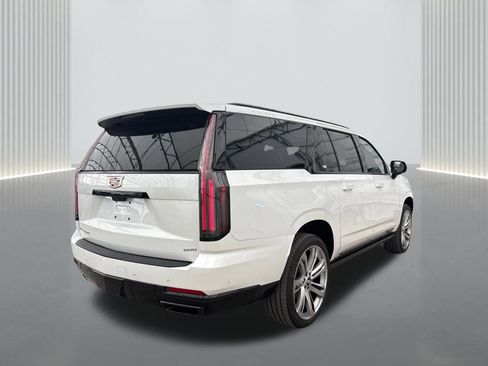 New 2025 Cadillac Escalade ESV Sport w/ Touring Package image 5