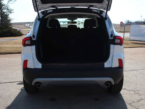 New 2026 Ford Escape Active w/ Cold Weather Package FWD image 8