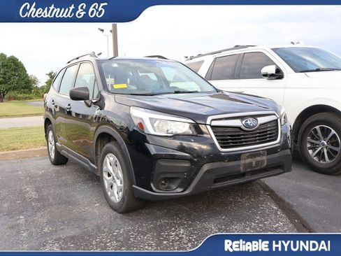 Used 2020 Subaru Forester w/ Alloy Wheel Package AWD/4WD image 2