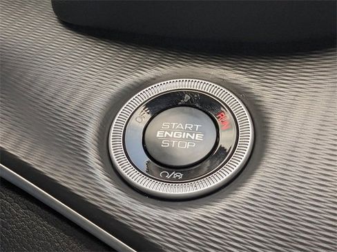 New 2025 Jeep Grand Cherokee Laredo X w/ Luxury Tech Group I image 28