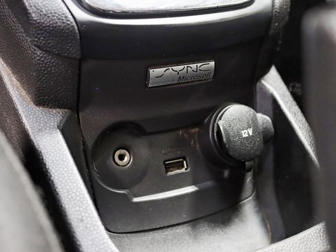 Used 2013 Ford Fiesta SE image 20