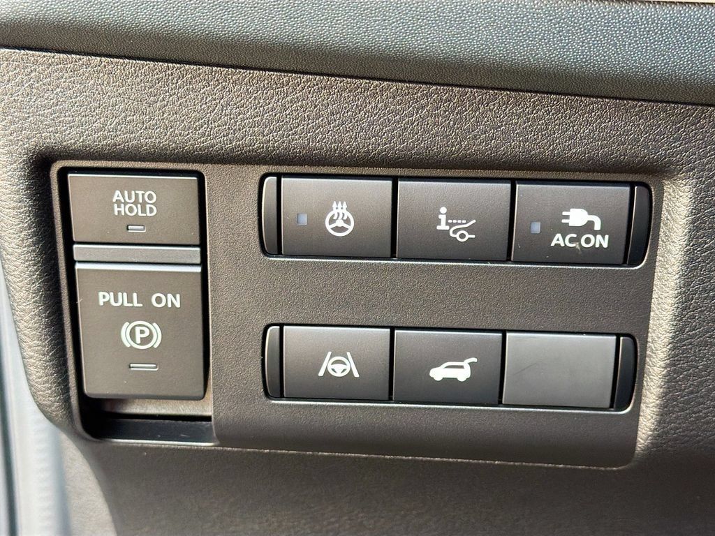 New 2026 Nissan Leaf Platinum+ w/ Cargo Package (Platinum+) FWD image 11