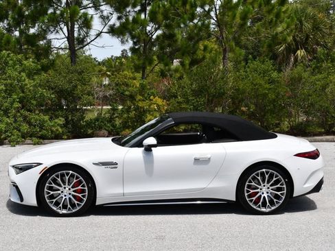 Used 2024 Mercedes-Benz SL 55 AMG 4MATIC image 38