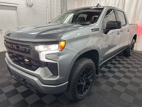Used 2023 Chevrolet Silverado 1500 RST AWD/4WD image 4