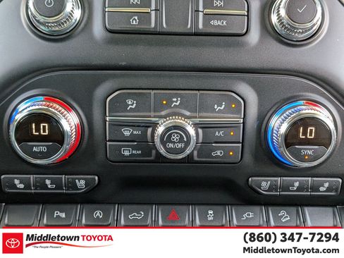 Used 2021 GMC Sierra 1500 Denali AWD/4WD image 25
