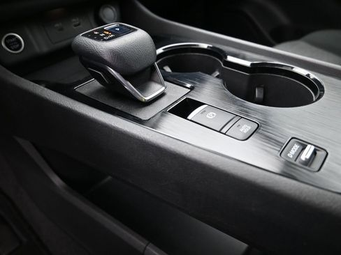 Used 2021 Nissan Rogue S image 18