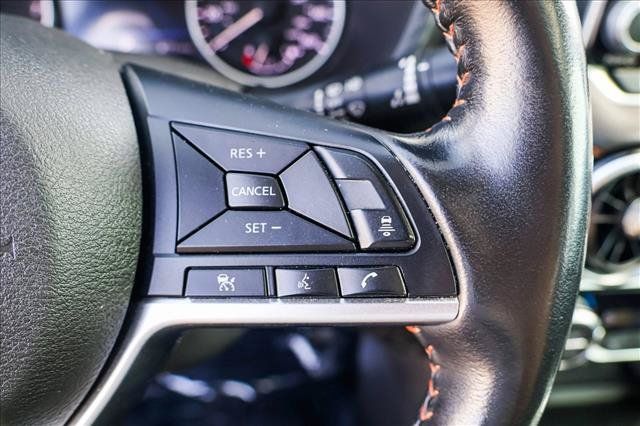 Used 2022 Nissan Sentra SR w/ SR Premium Package FWD image 16
