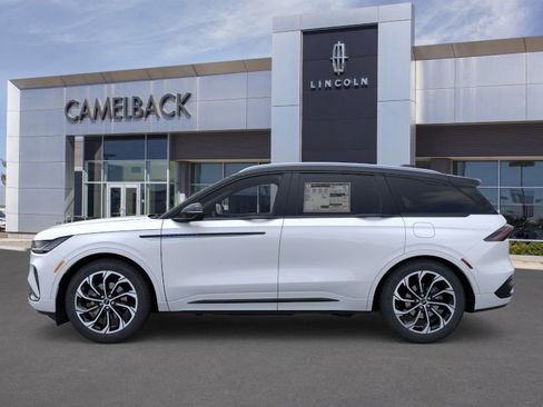 New 2026 Lincoln Nautilus Reserve image 32