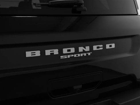 Used 2022 Ford Bronco Sport Outer Banks w/ Tech Package AWD/4WD image 19