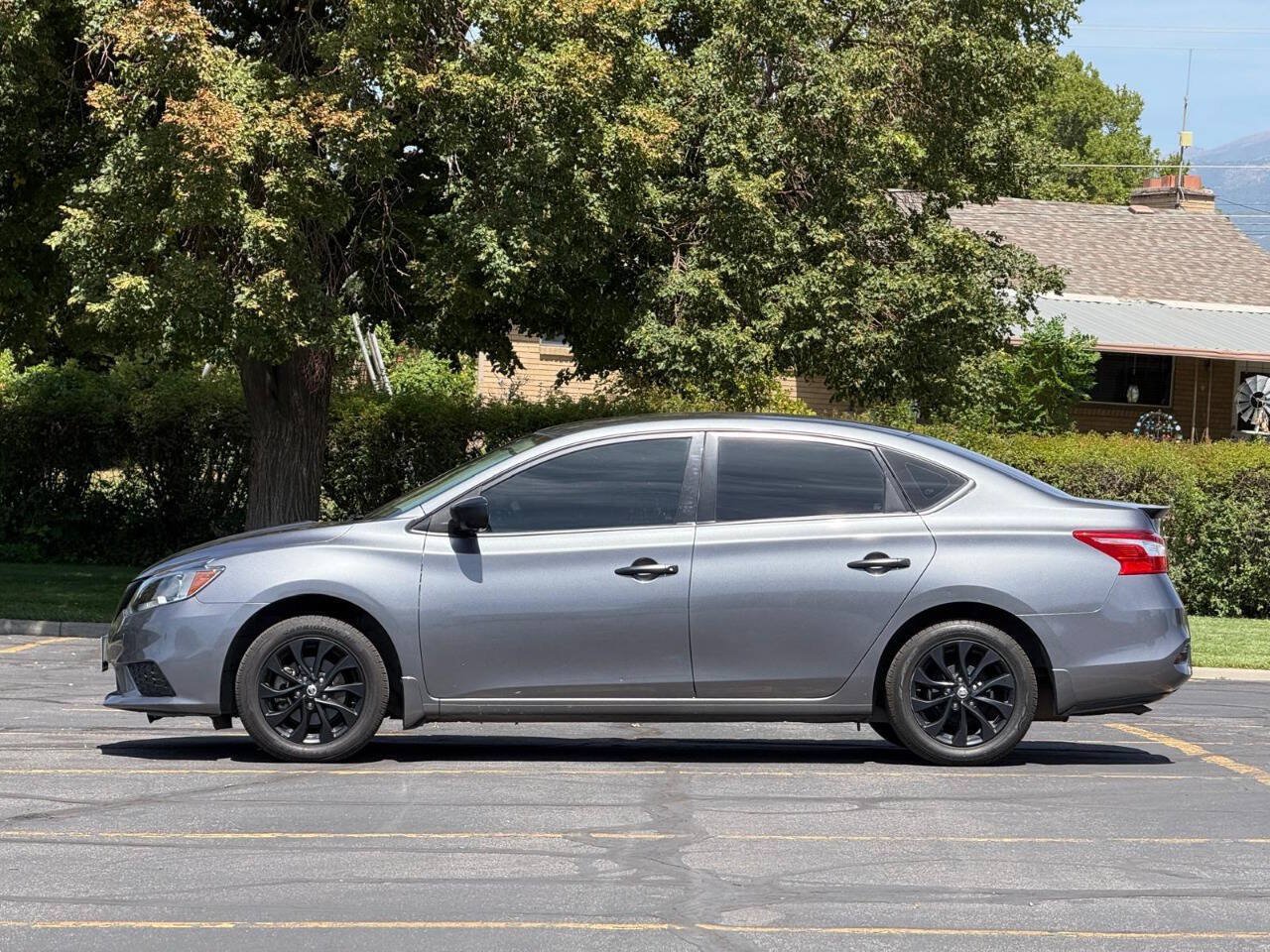 Used 2018 Nissan Sentra S w/ S Midnight Style Package FWD image 2