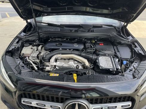Used 2025 Mercedes-Benz GLA 250 image 42