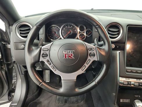Used 2009 Nissan GT-R Premium AWD/4WD image 25