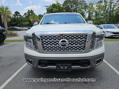 Used 2017 Nissan Titan Platinum Reserve RWD image 3