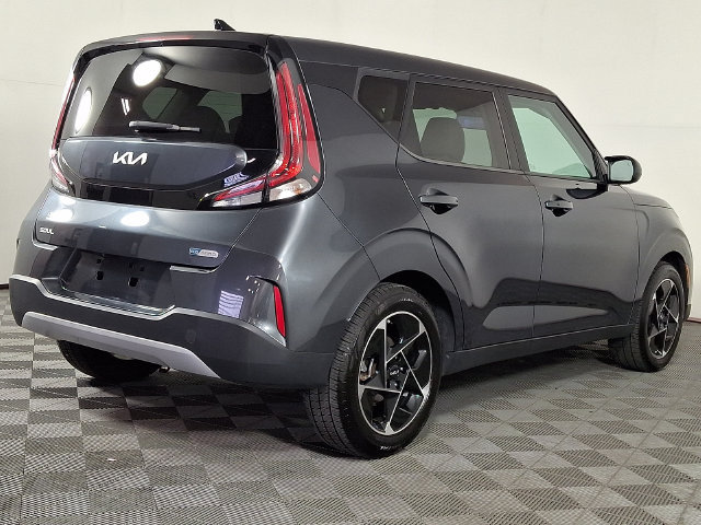 Used 2023 Kia Soul EX FWD image 9