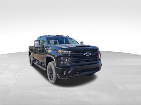 New 2026 Chevrolet Silverado 2500 Custom w/ Custom Value Package image 3
