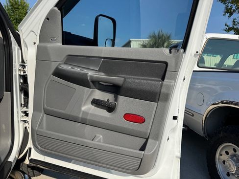 Used 2008 Dodge Ram 3500 Truck SXT w/ Popular Equipment Group image 76