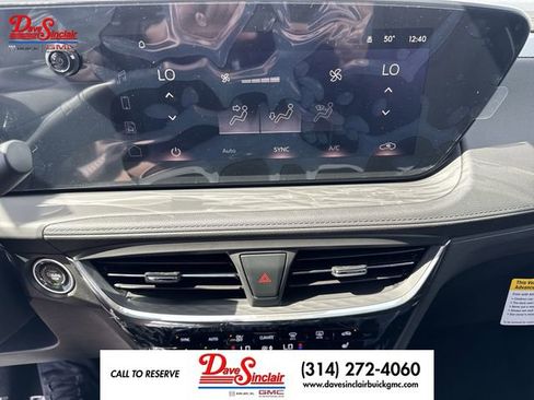 New 2026 Buick Encore GX Avenir w/ Avenir Convenience Package FWD image 18