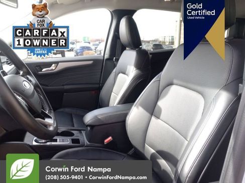 Certified 2025 Ford Escape Platinum image 26