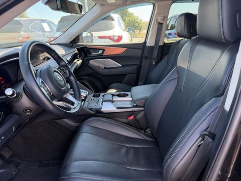 Certified 2022 Acura MDX FWD w/ Technology Package image 11
