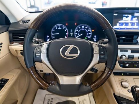 Used 2013 Lexus ES 350 w/ Luxury Pkg image 15