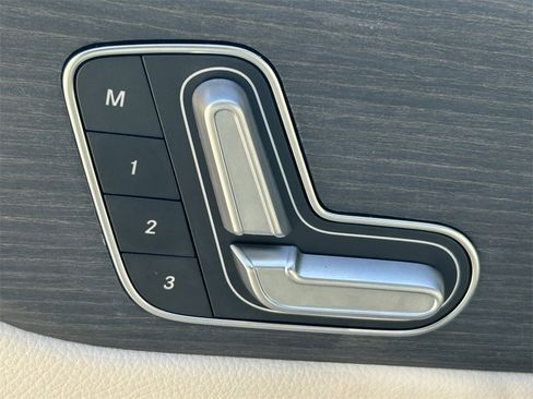 Used 2024 Mercedes-Benz GLA 250 image 17